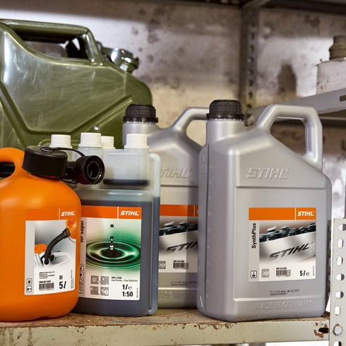 What is The Role of Engine Oil in a STIHL 2 Stroke Engine?